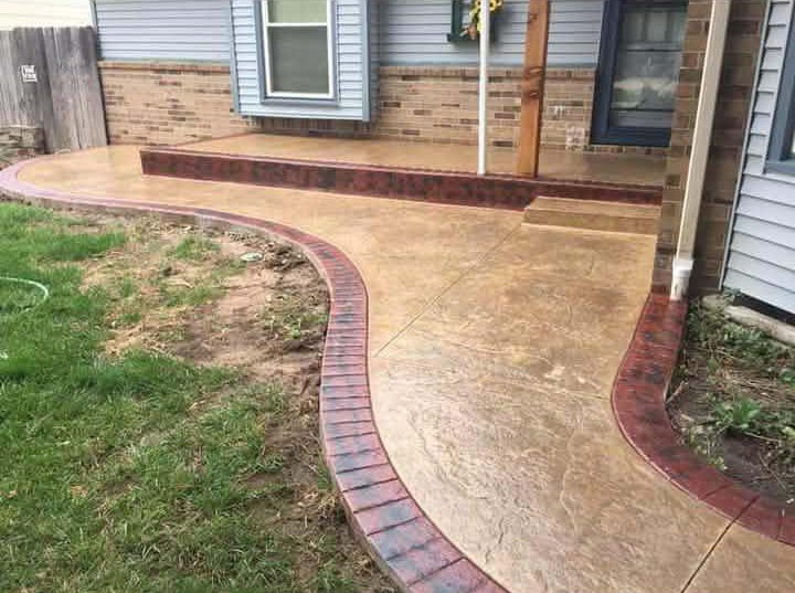 Stone porch with decorative border